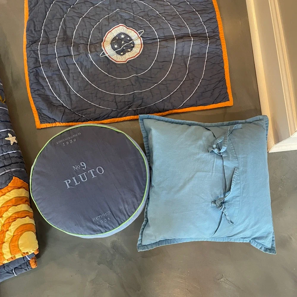 The Land of Nod Kids Solar System Quilt Twin Bedding Set Navy Blue Space 4pc